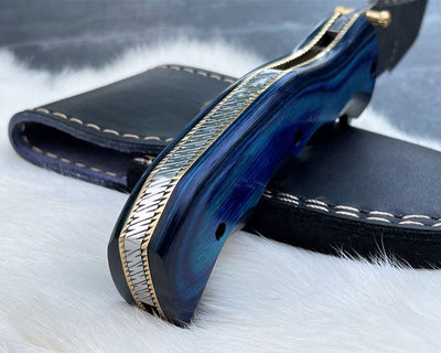 Premium Tactical Folding Knife – 8" Handcrafted Damascus Steel Blade with Elegant Pakka Wood Grip - Korvel