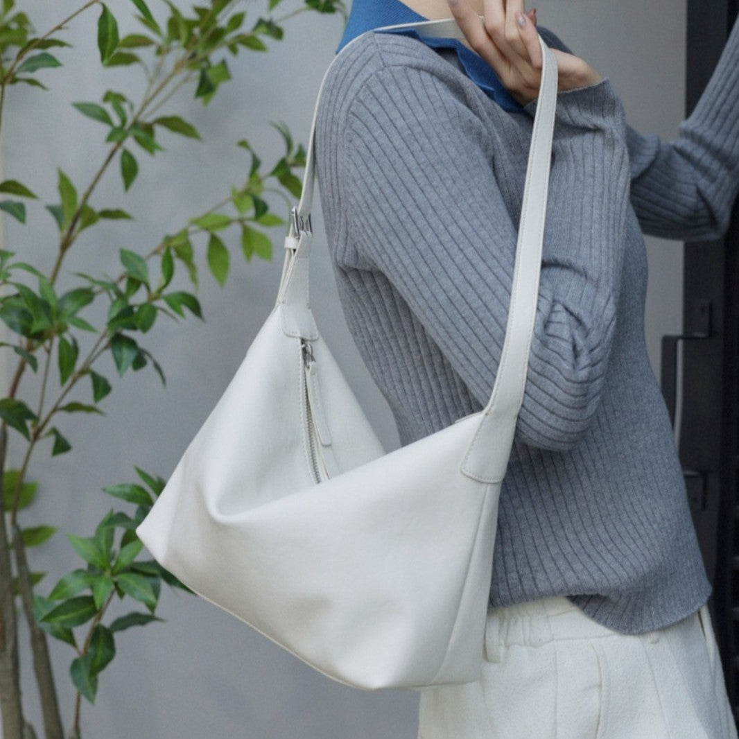 Fashionable and Versatile Cowhide Shoulder Bag
