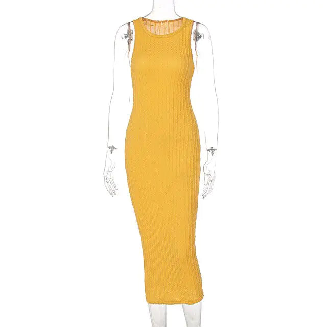 Robe longue en tricot à débardeur pour une élégance estivale