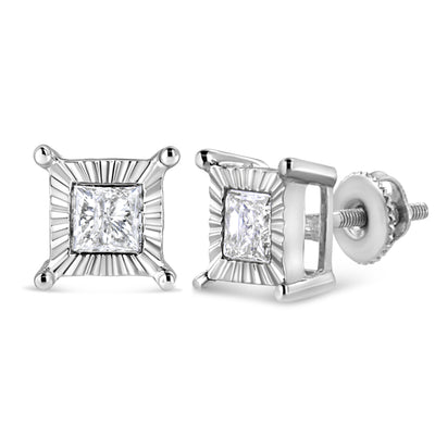 Pendientes de Stud Solitario de Diamante de Corte Princesa en Plata de Ley .925