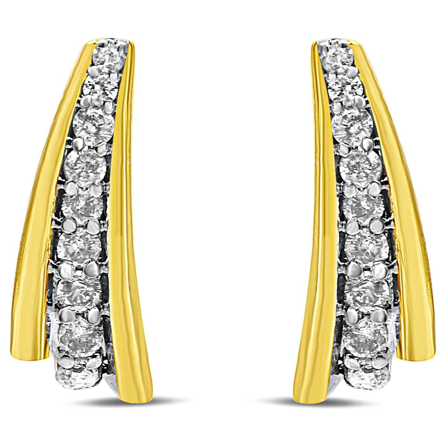 Pendientes Huggie de Diamantes de Plata Esterlina Bañados en Oro de 10K