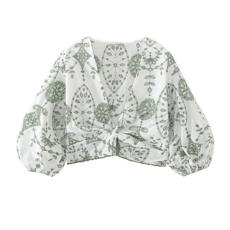 Fashionable Casual Loose Embroidered Top and Shorts Set