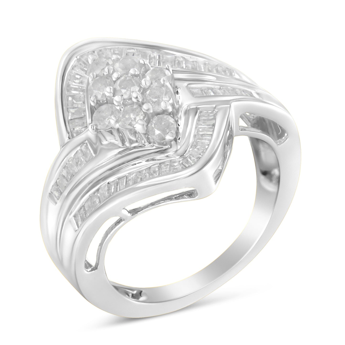 Anillo de Clúster de Diamantes en Oro Blanco de 10K - Talla 7