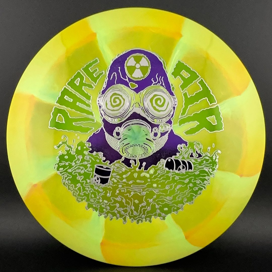 Cosmic Neutron Trace - RADioactive Man Disc Golf Driver