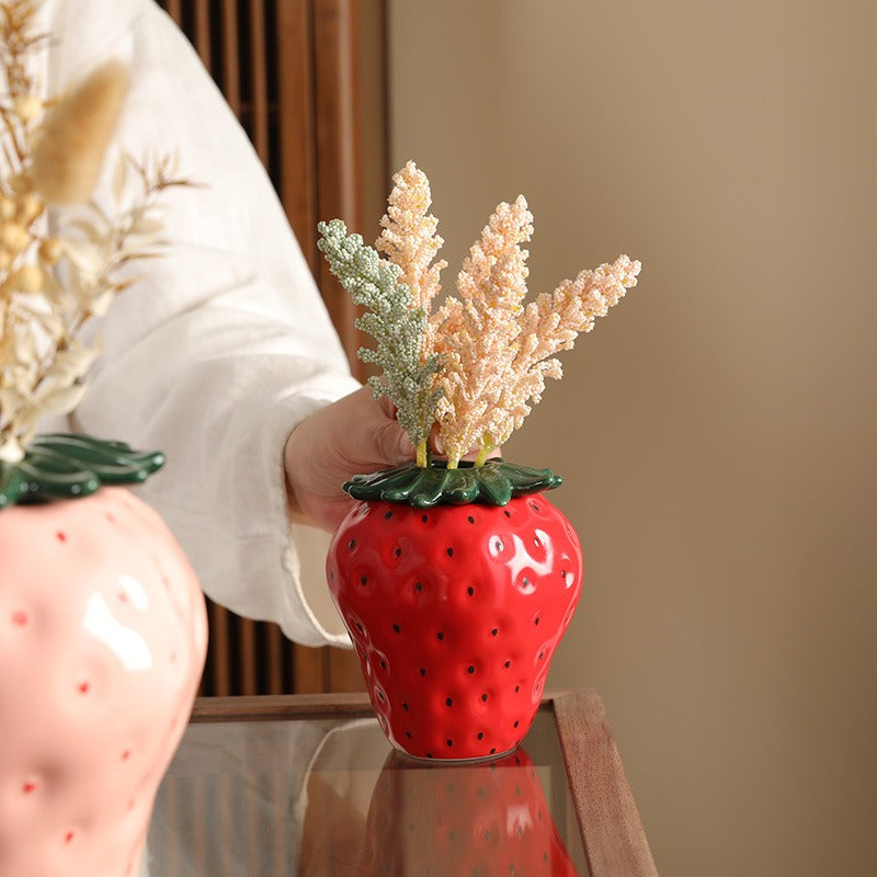 Strawberry ceramic vase, flower arrangement, living room home decoration ornament, hydroponic flower pot, high-end and high aest - Korvel