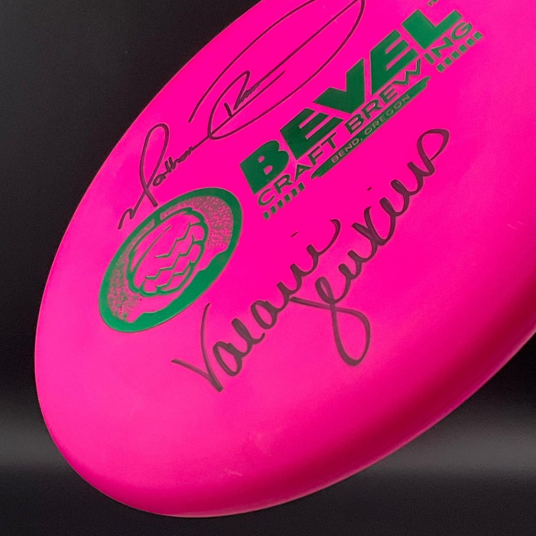 Pro D Challenger Firmado - Primera Edición 2016 Bevel Craft Brewing #22/50