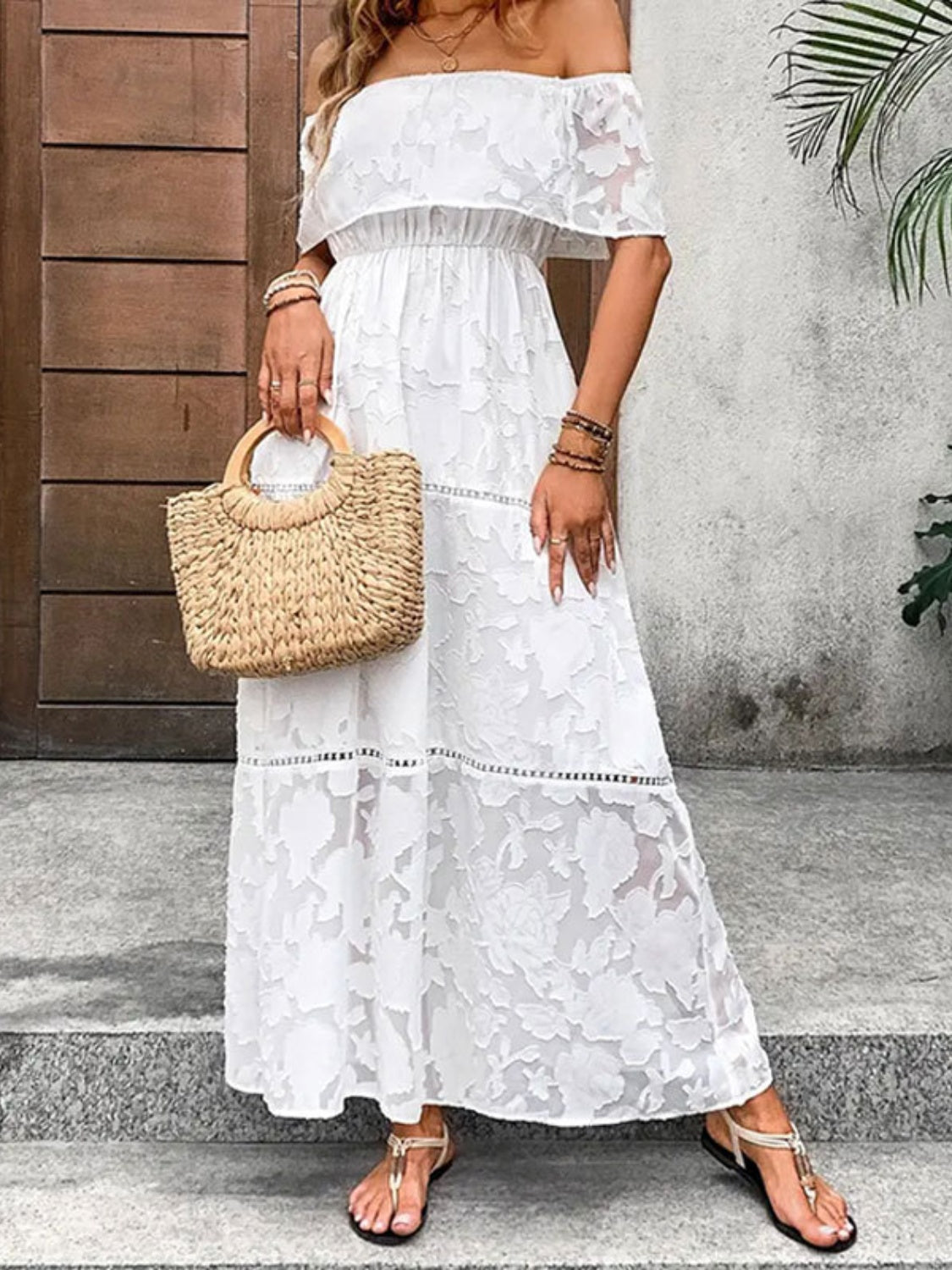 Robe Maxi Élégante à Épaules Dégagées pour l'Été