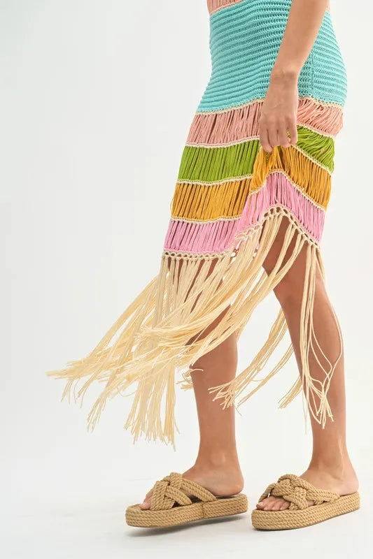 Vestido de ganchillo de múltiples colores con flecos para mujeres