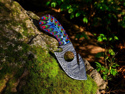 Premium Gut Hook Skinning Knife – 7.25" Damascus Steel with Elegant Wood Handle - Korvel