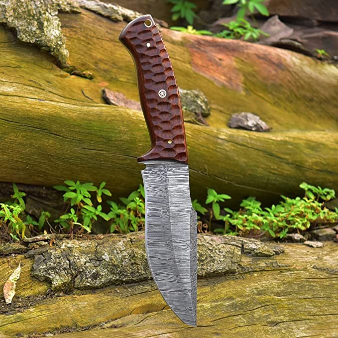 Exquisite 10-inch Damascus Steel Hunting Knife with Elegant Rosewood Handle & Leather Sheath - KBS Knives - Korvel