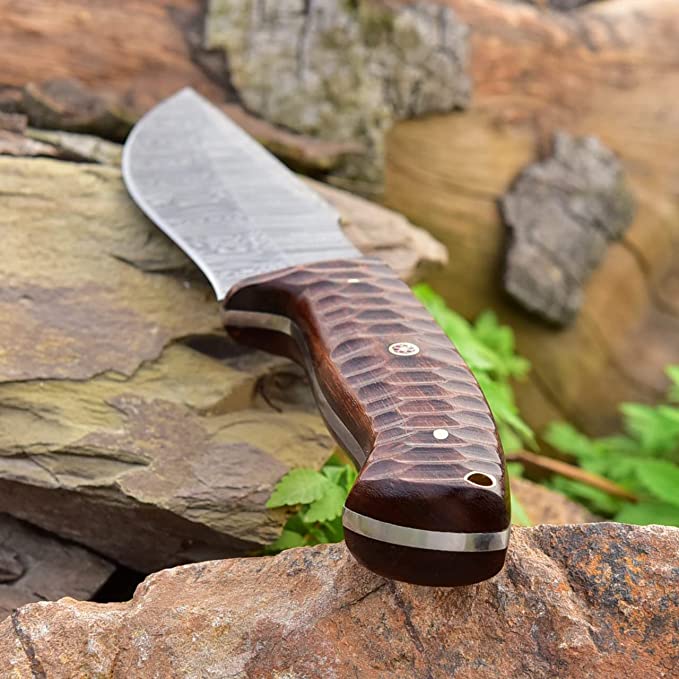 Exquisite 10-inch Damascus Steel Hunting Knife with Elegant Rosewood Handle & Leather Sheath - KBS Knives - Korvel