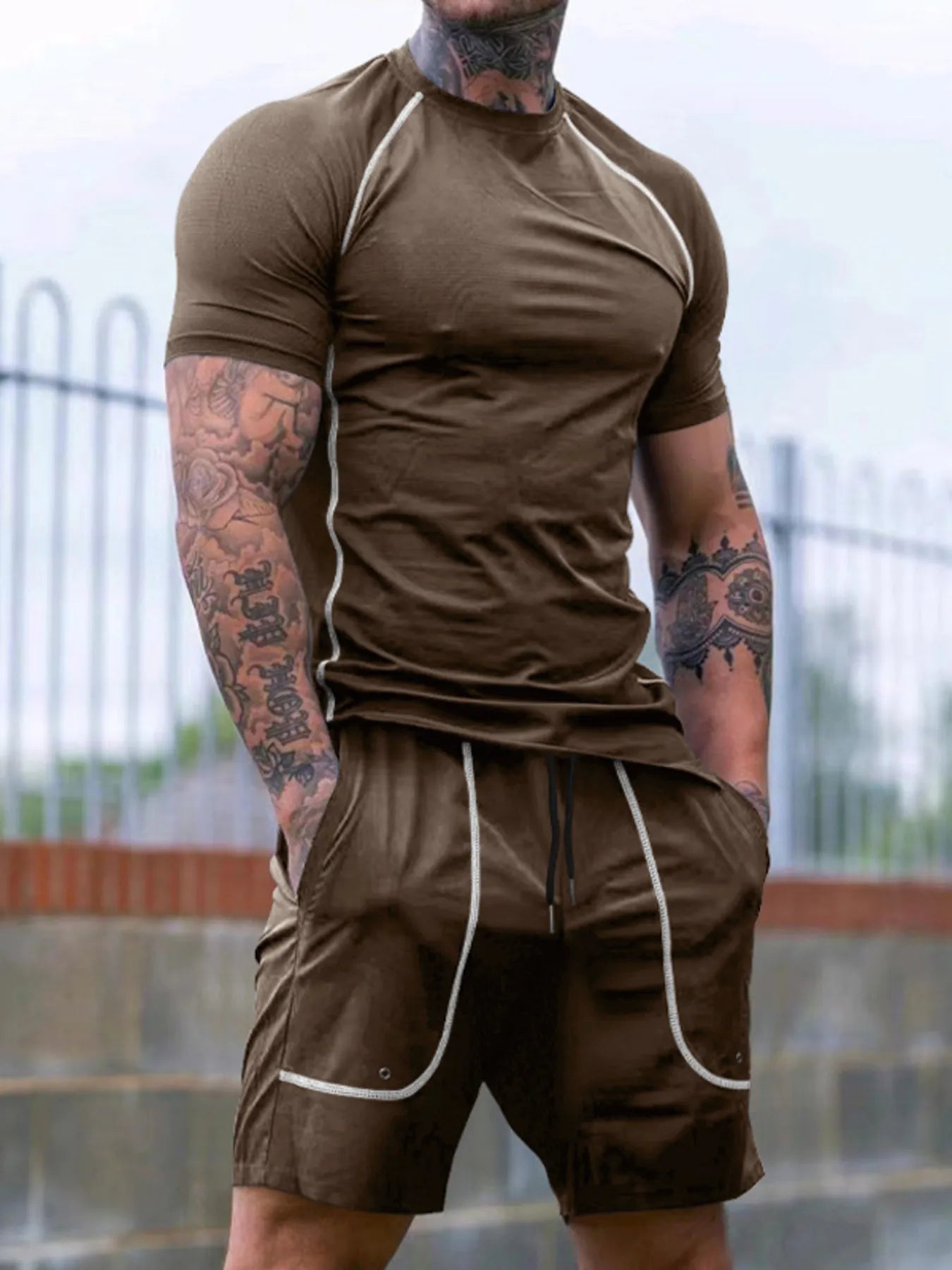 Conjunto de camiseta y pantalones cortos de 2 piezas para hombres cómodo