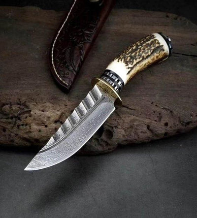 Exquisite Custom Damascus Steel Hunting Knife - Korvel