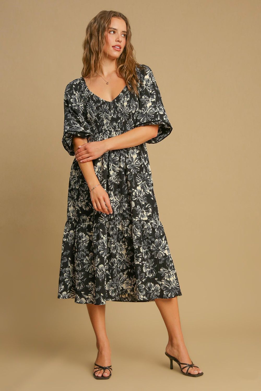 Vestido de V-Cuello Impreso con Flores y Volantes