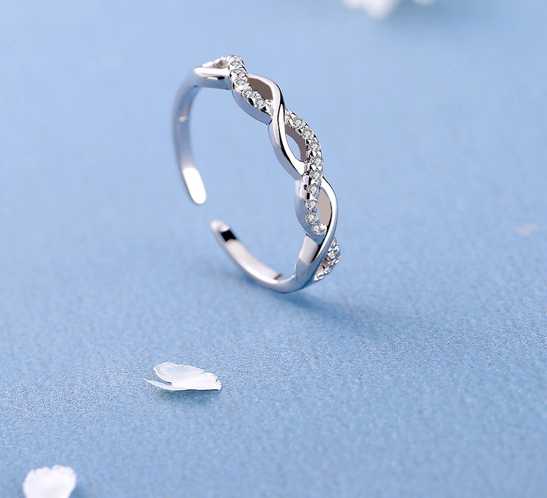 S925 Sterling Silver Twisted Rope Ring with Micro-Pave Zircon