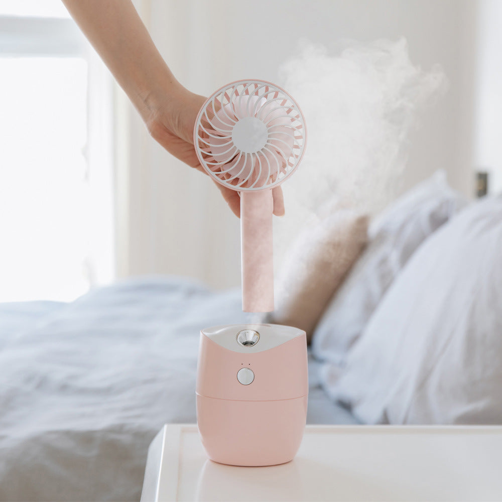 New Rotary Spray Fan USB Rechargeable Mini Humidifier Portable Silent Shaking Head Fan - Korvel
