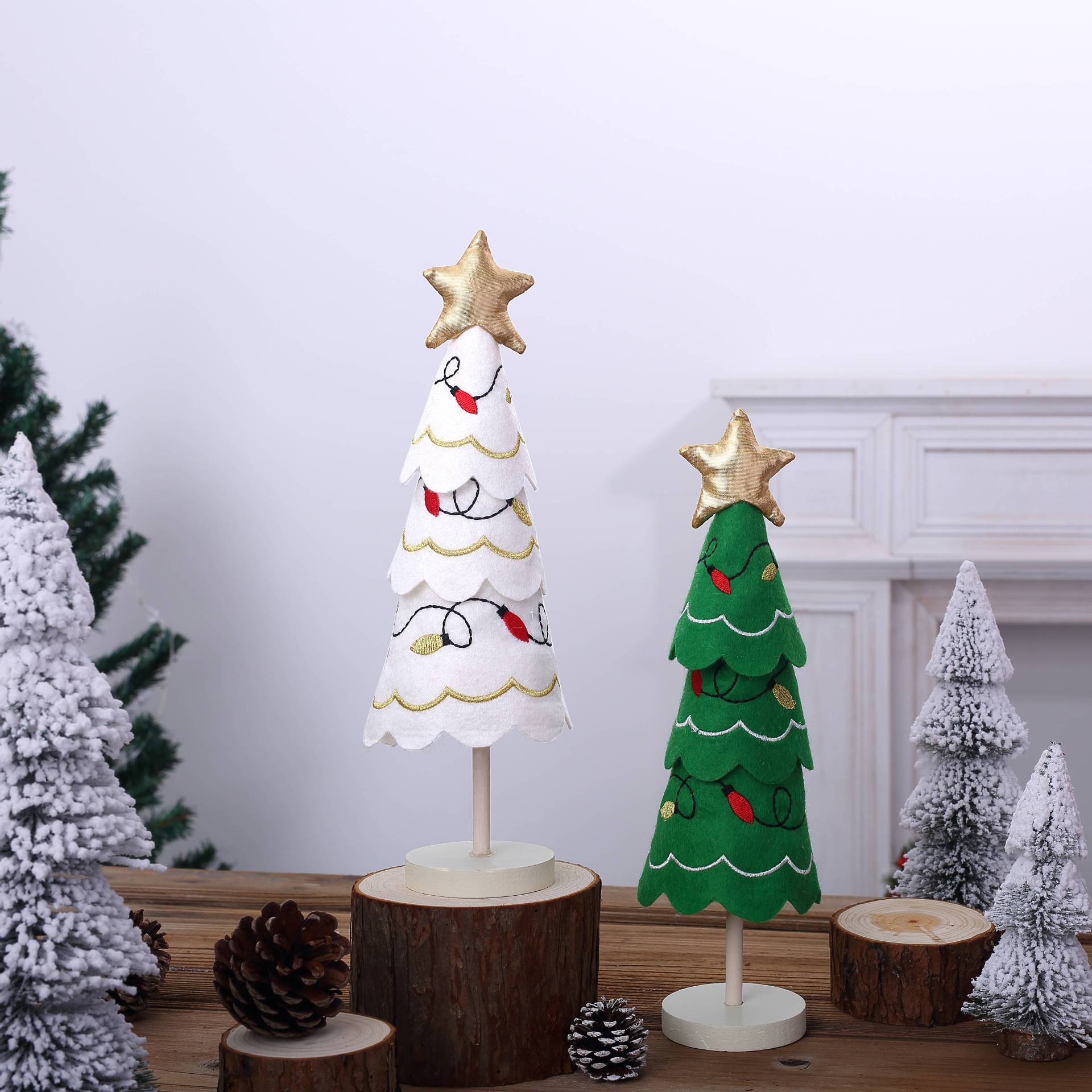Cute Christmas Tree Fabric Wooden Display Window Desktop Christmas Embroidery Snowflake Decoration - Korvel