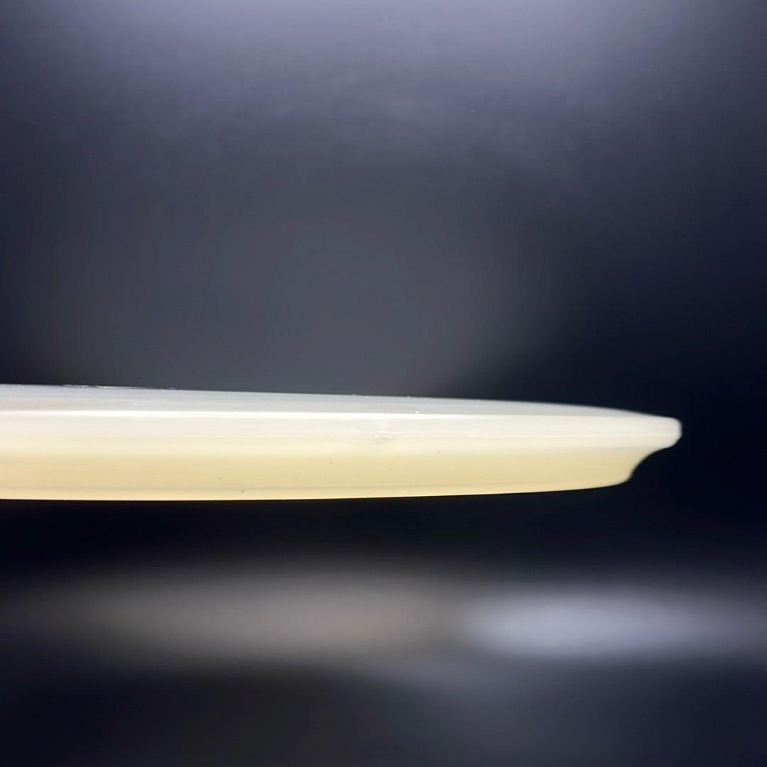 Bravo Glow Walker Disc Golf Disc