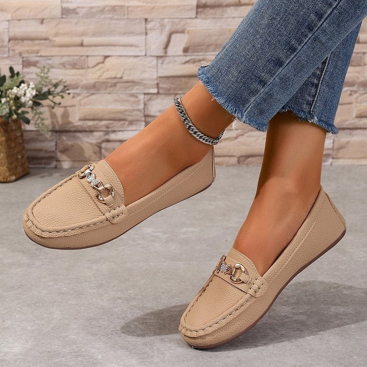 Versatile Soft Bottom Slip-On Flats for Spring and Autumn