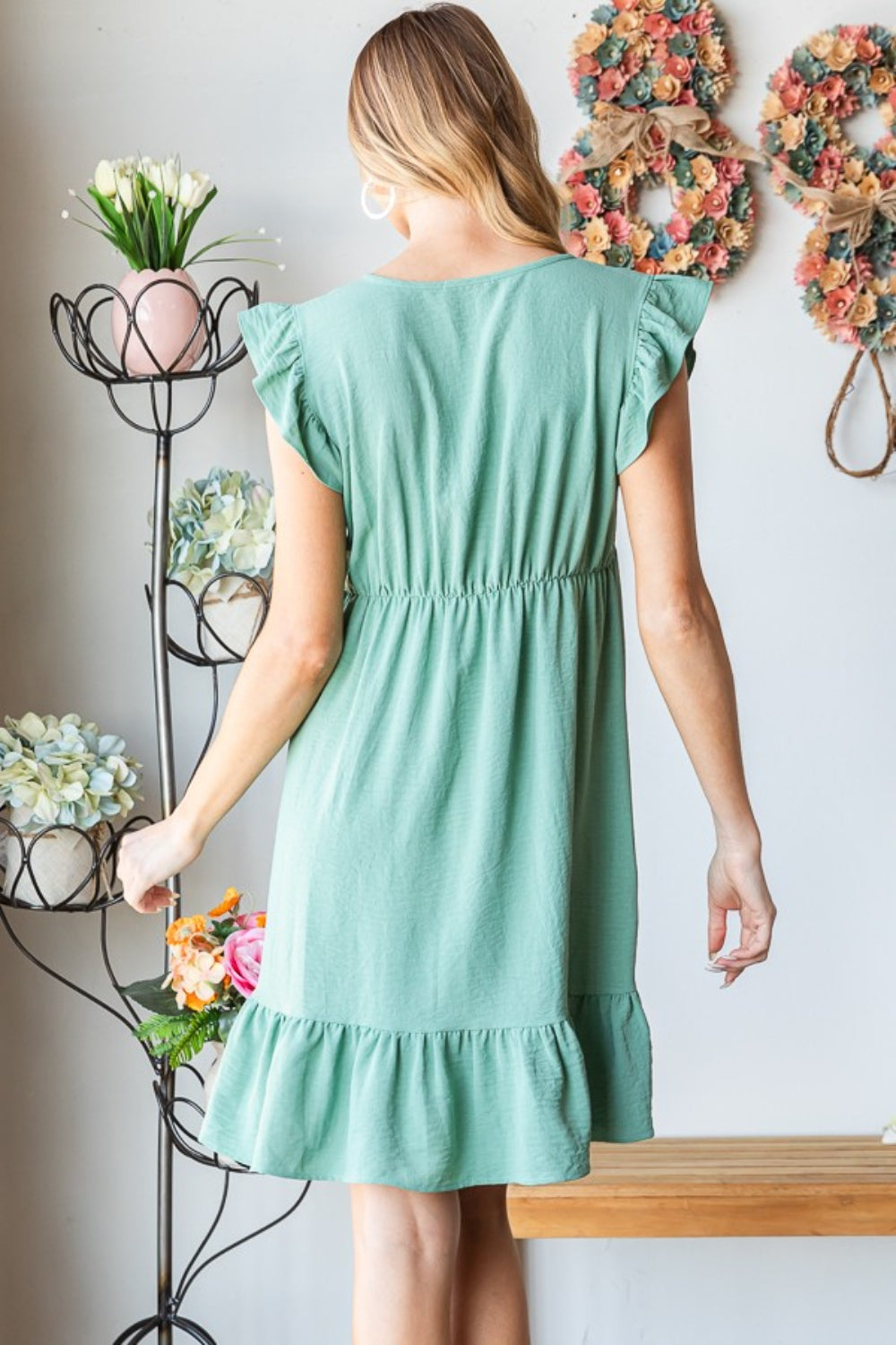 Elegant Short Sleeve V Neck Ruffled Hem Dress