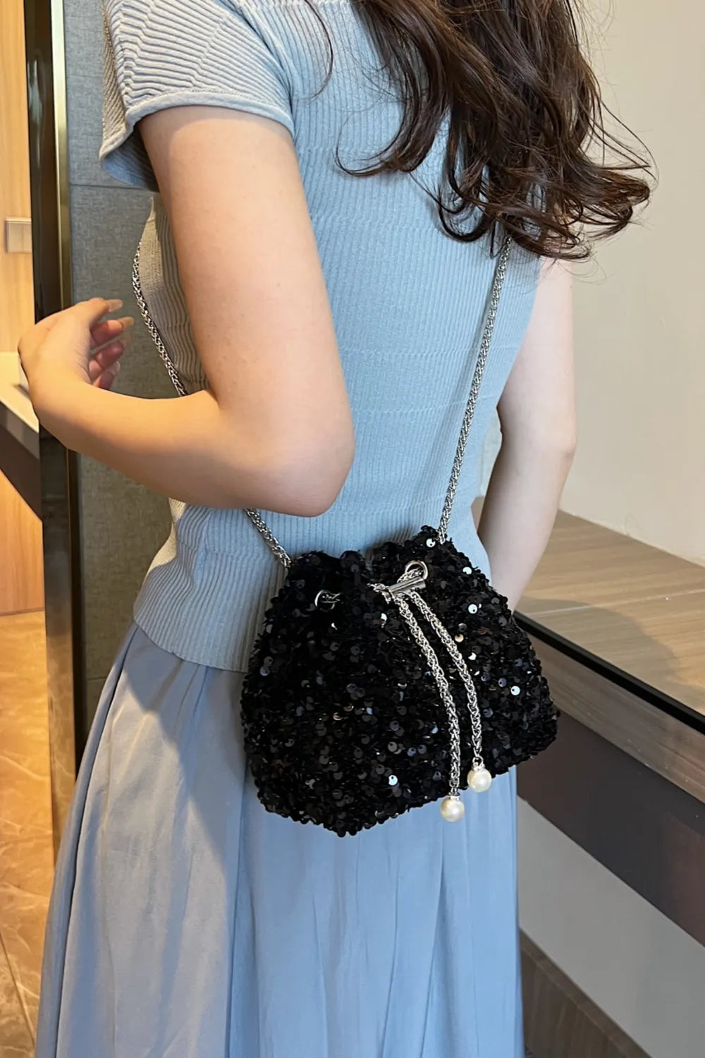 Sequin Chain Drawstring Bucket Bag - Korvel
