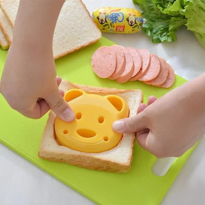 DIY children's cartoon sandwich mold - Korvel