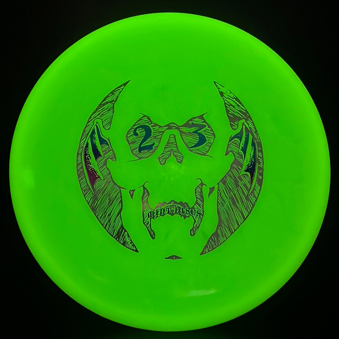 Nocturnal UFO (Primera Edición) - Skulboy 2 Foil Disc Golf Putter