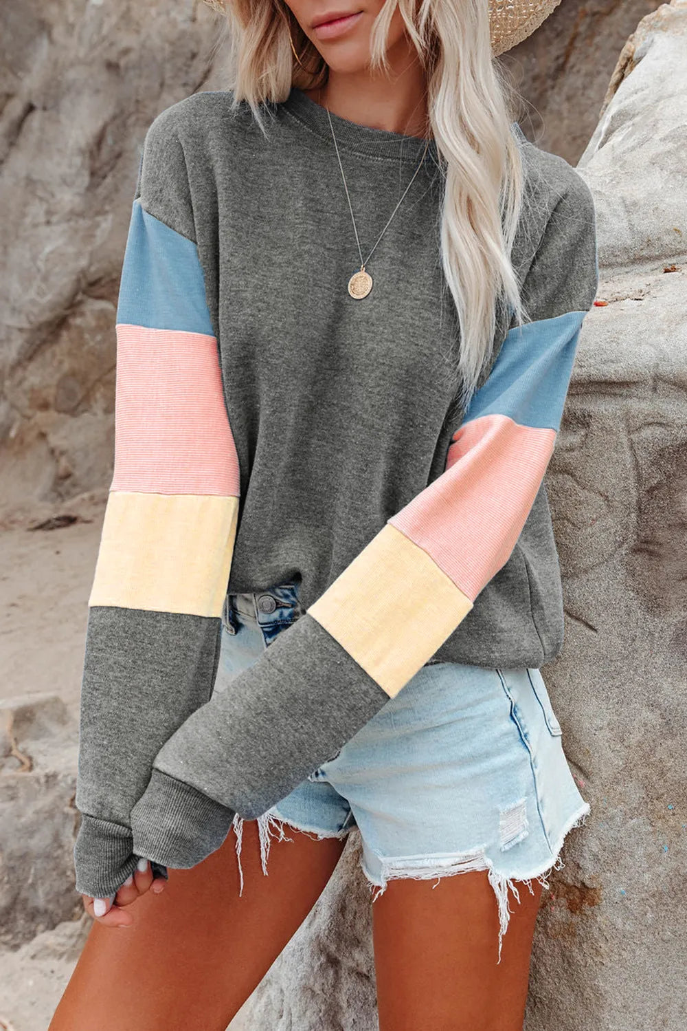 Color Block Round Neck Long Sleeve Sweatshirt - Korvel