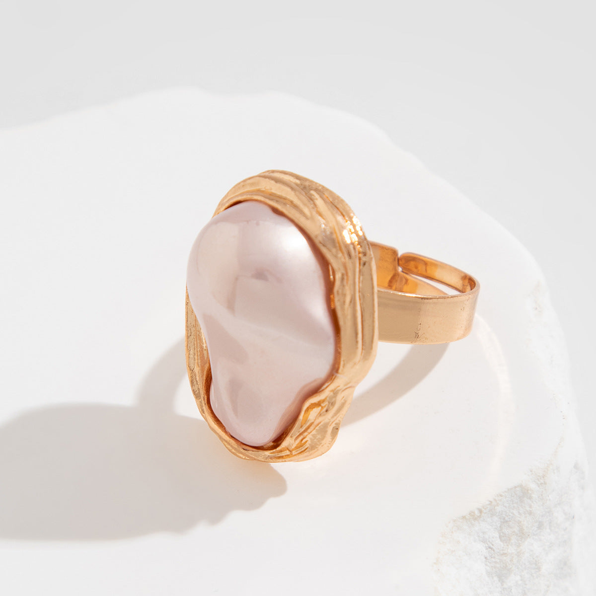 Baroque Irregular Pearl Inlaid Alloy Rings