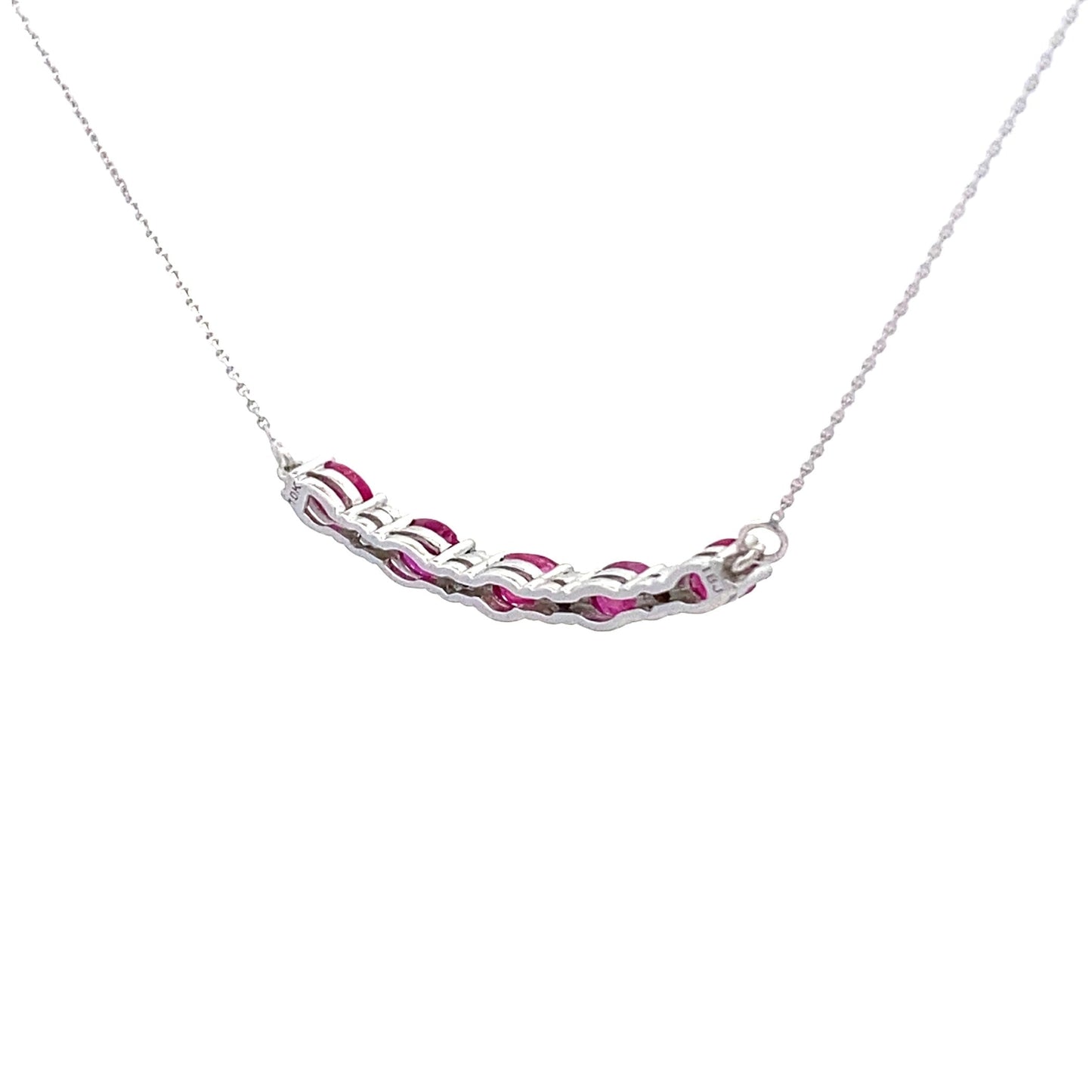 .73ct Pendentif en Rubis et Diamants en Or Blanc 10KT