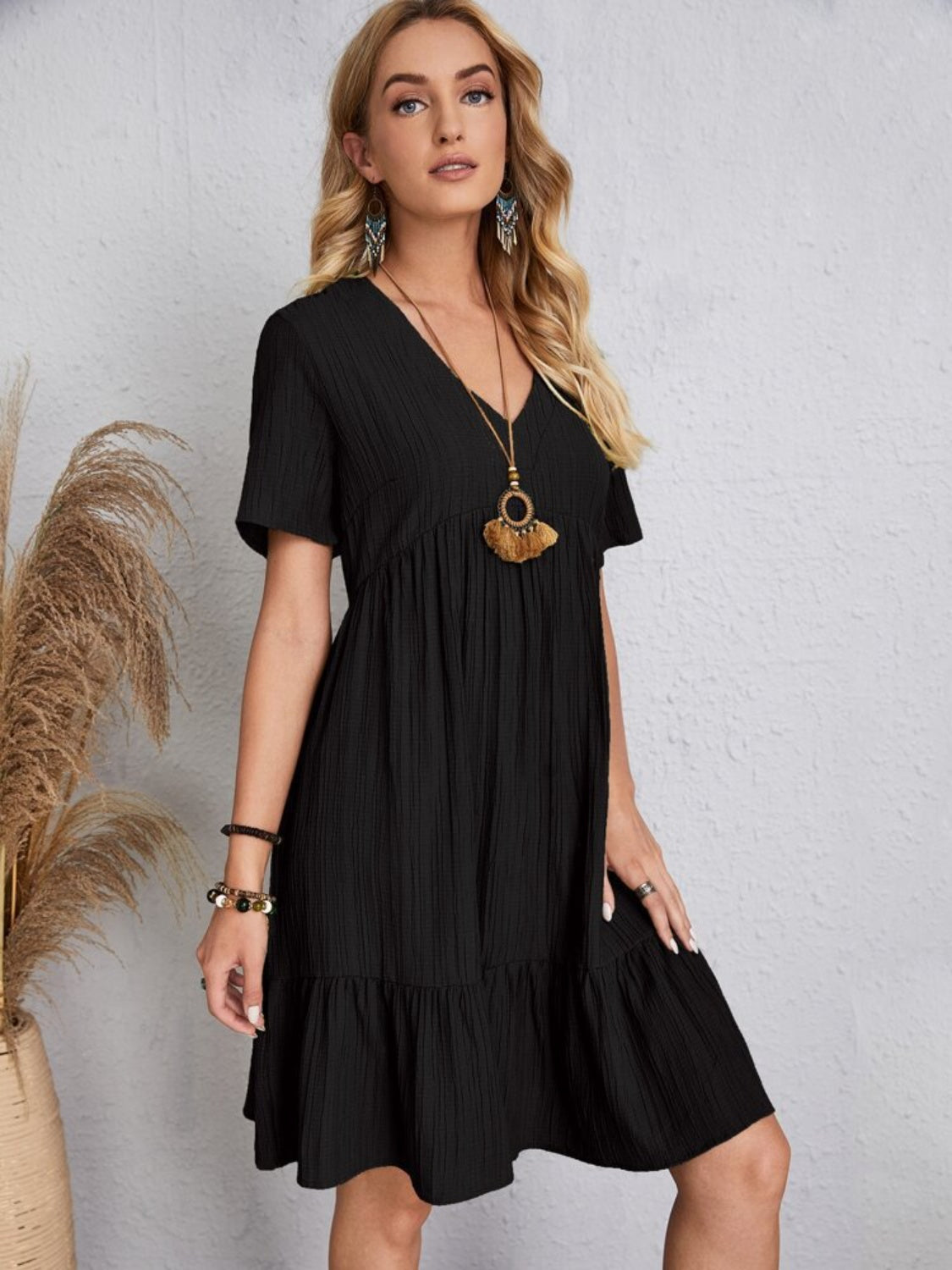 Vestido Clásico de Cuello en V de Manga Corta para Mujeres