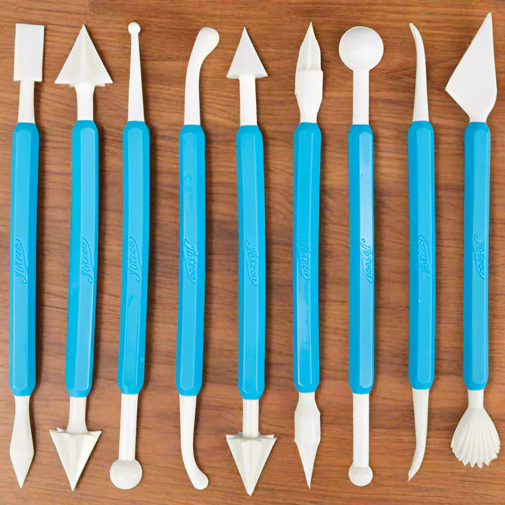Ensemble de sculpture Ateco 4200 de 9 pièces pour la décoration de gâteaux