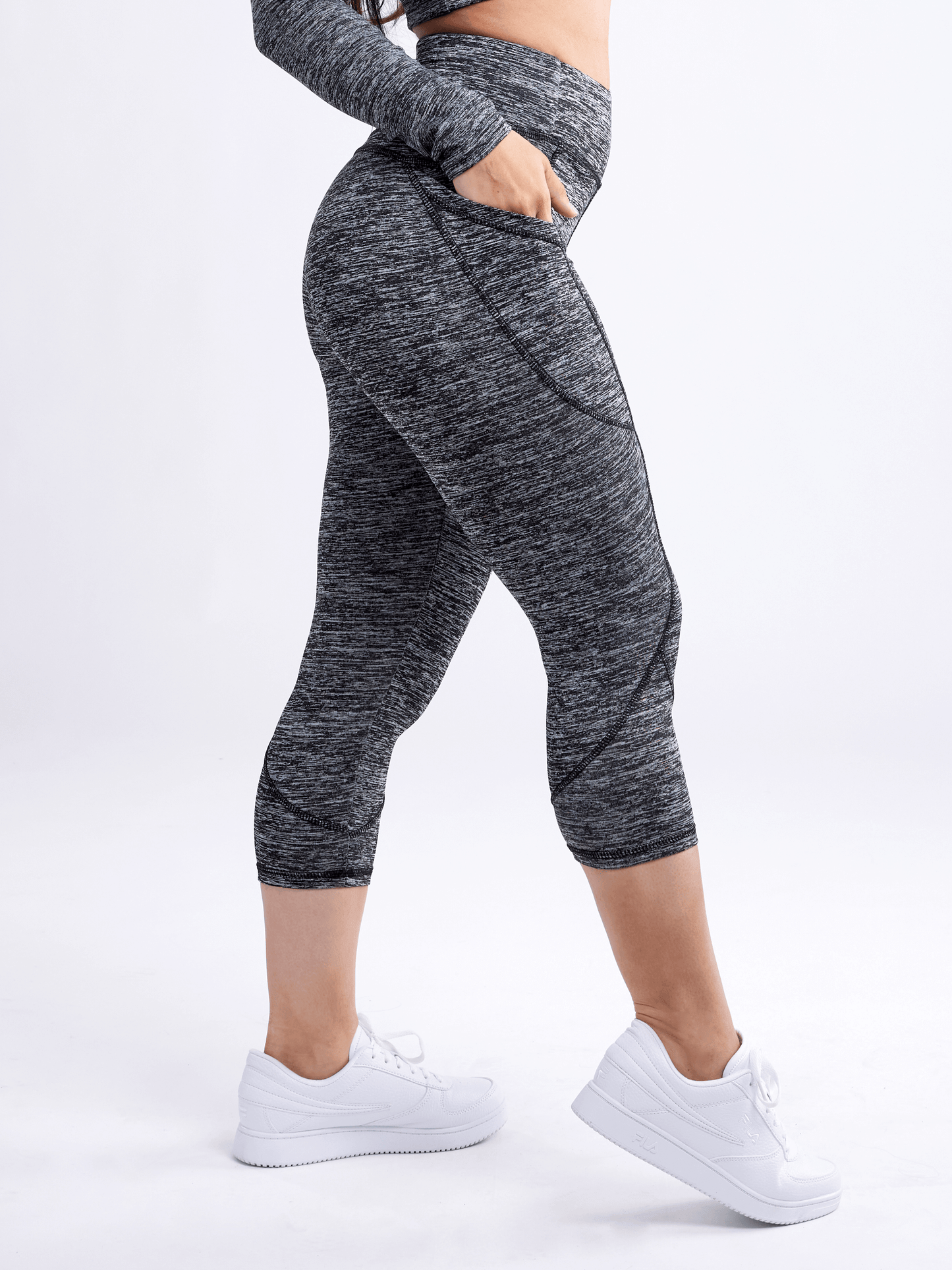 JupiterGear Mid-Rise Capri Fitness Leggings with Pockets