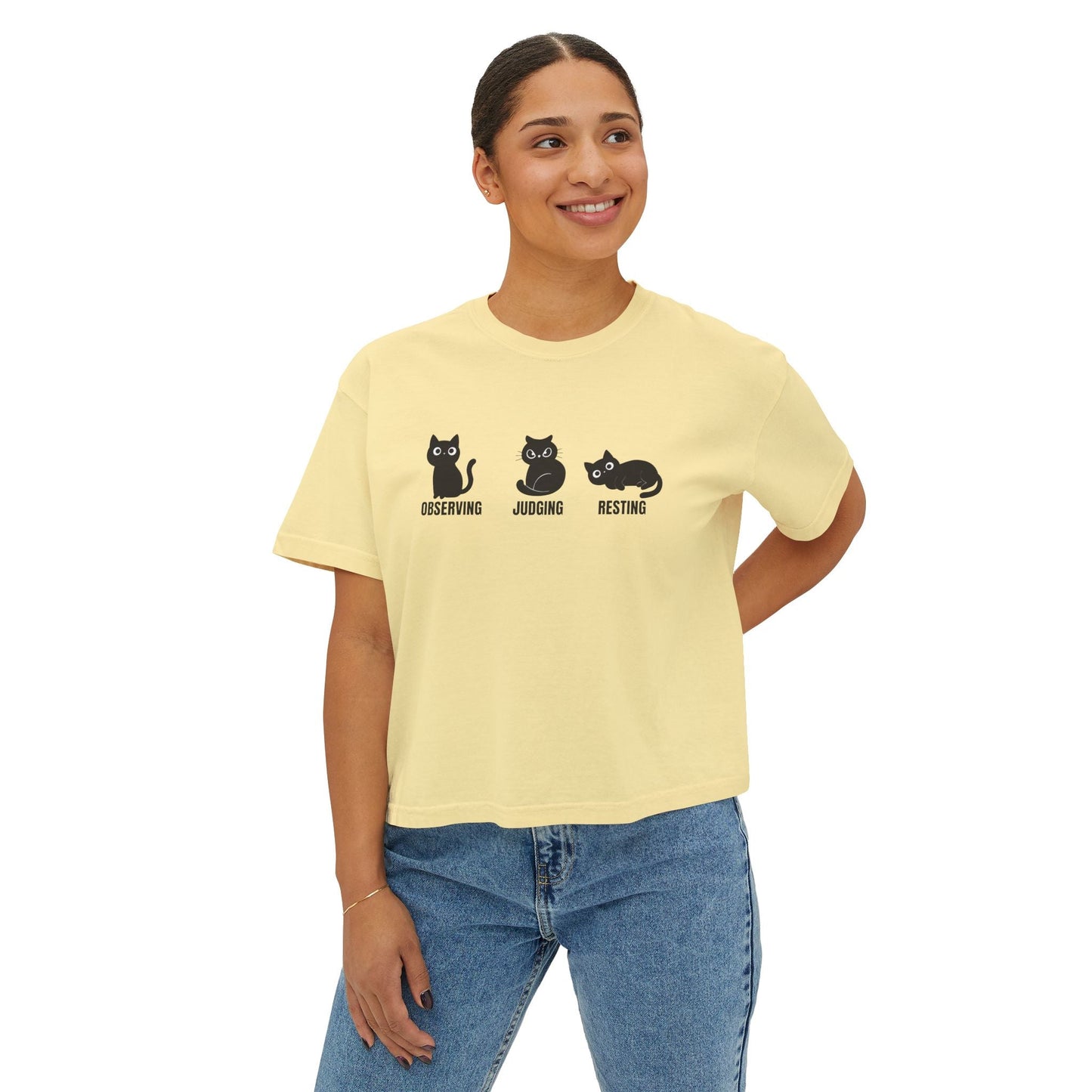 T-shirt Boxy Cropped Chat Observateur Juge Reposant