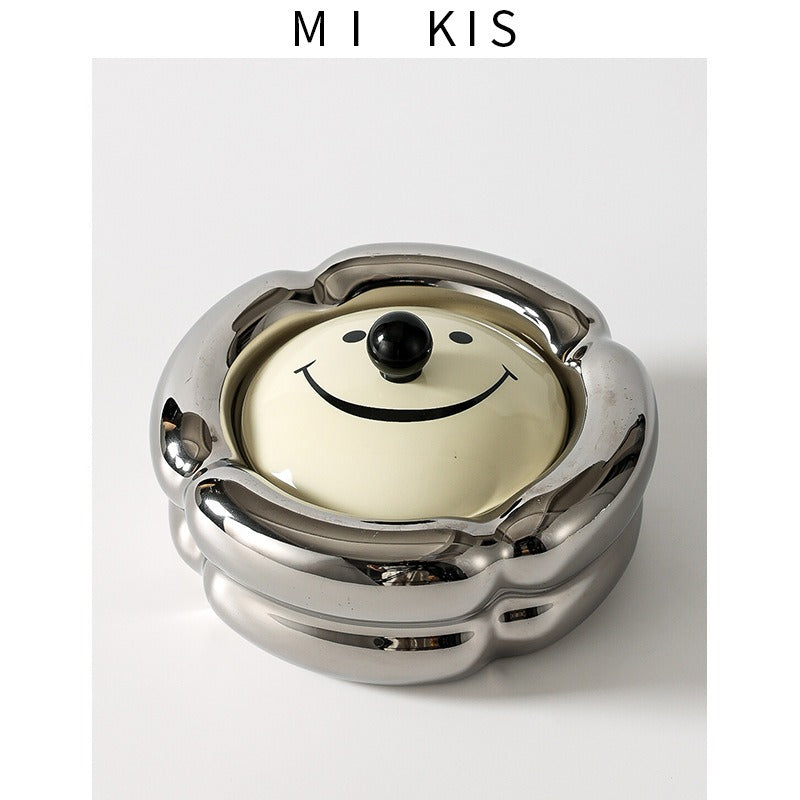 Elegant Ceramic Ashtray with Lid for Home and Office