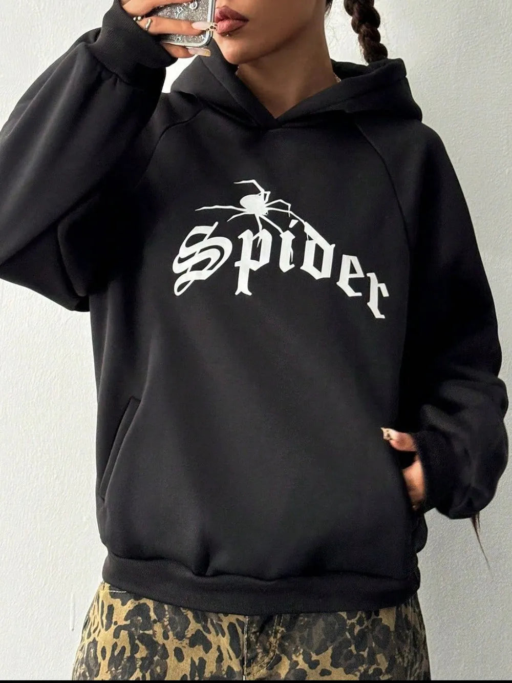 Long Sleeve Hoodie with Kangaroo Pocket - Korvel
