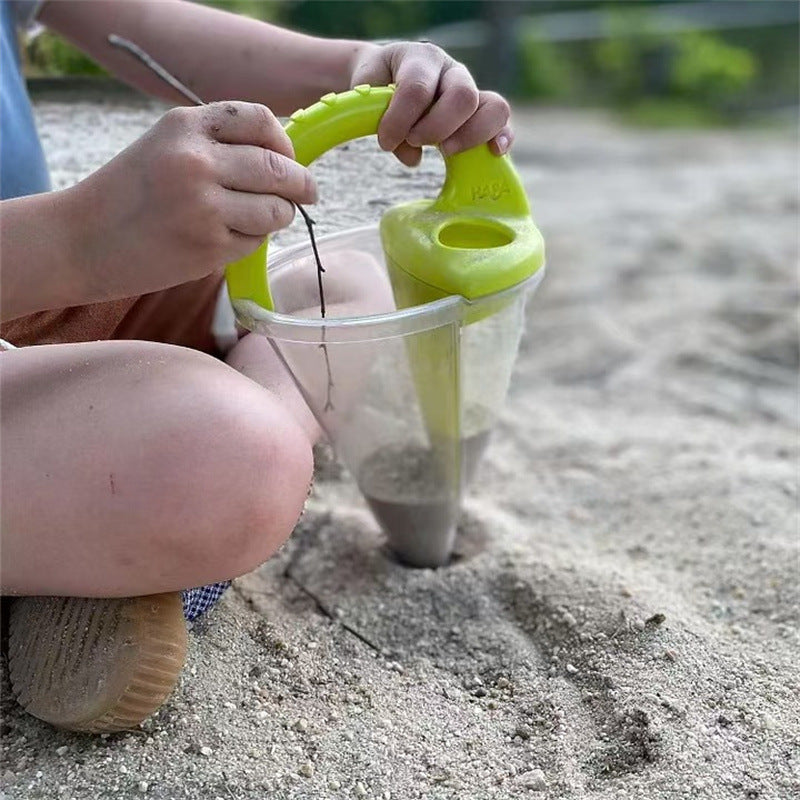 Outdoor family sand hopper with overflow – for beach sand play & garden irrigation. - Korvel