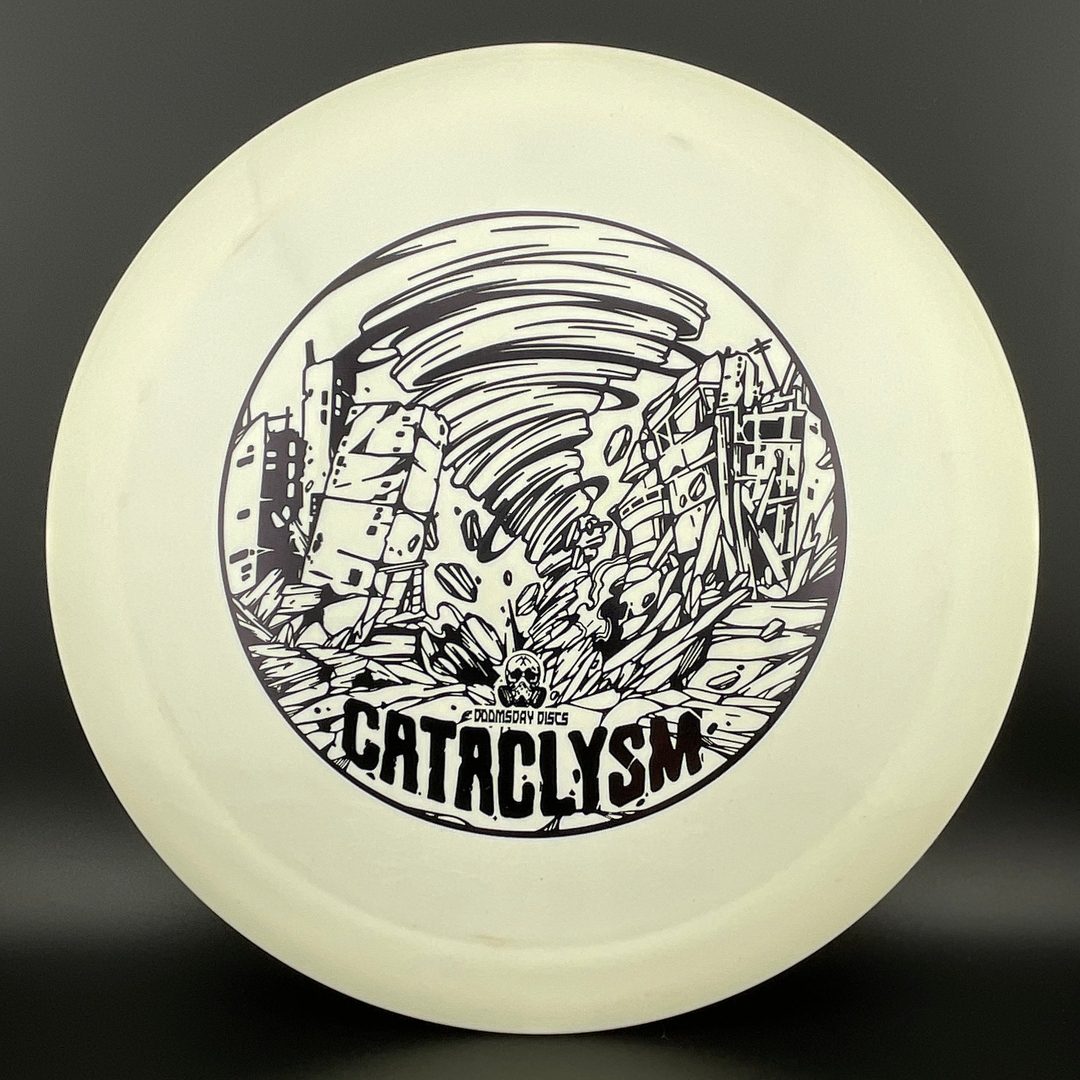 Doomsday Discs Survival Cataclysm - Usado por Drew Gibson