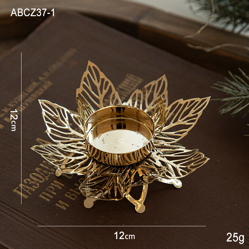 Christmas Golden Iron Candlestick Desktop Decoration Christmas Day Snowflake Decorations Table Arrangement - Korvel