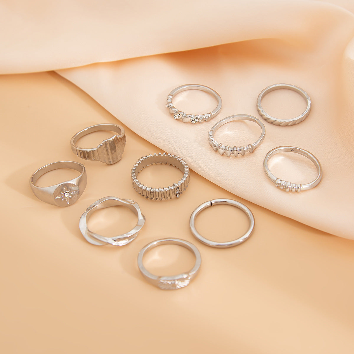 Vintage Irregular Gear Ring with Diamond Set