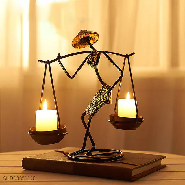 Candelabro en Forma de Linterna - Decoración de Hogar Inspirada en el Estilo Nórdico