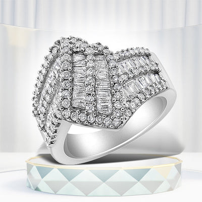 Anillo de cóctel de diamantes con bypass de oro blanco de 14K - Talla 7