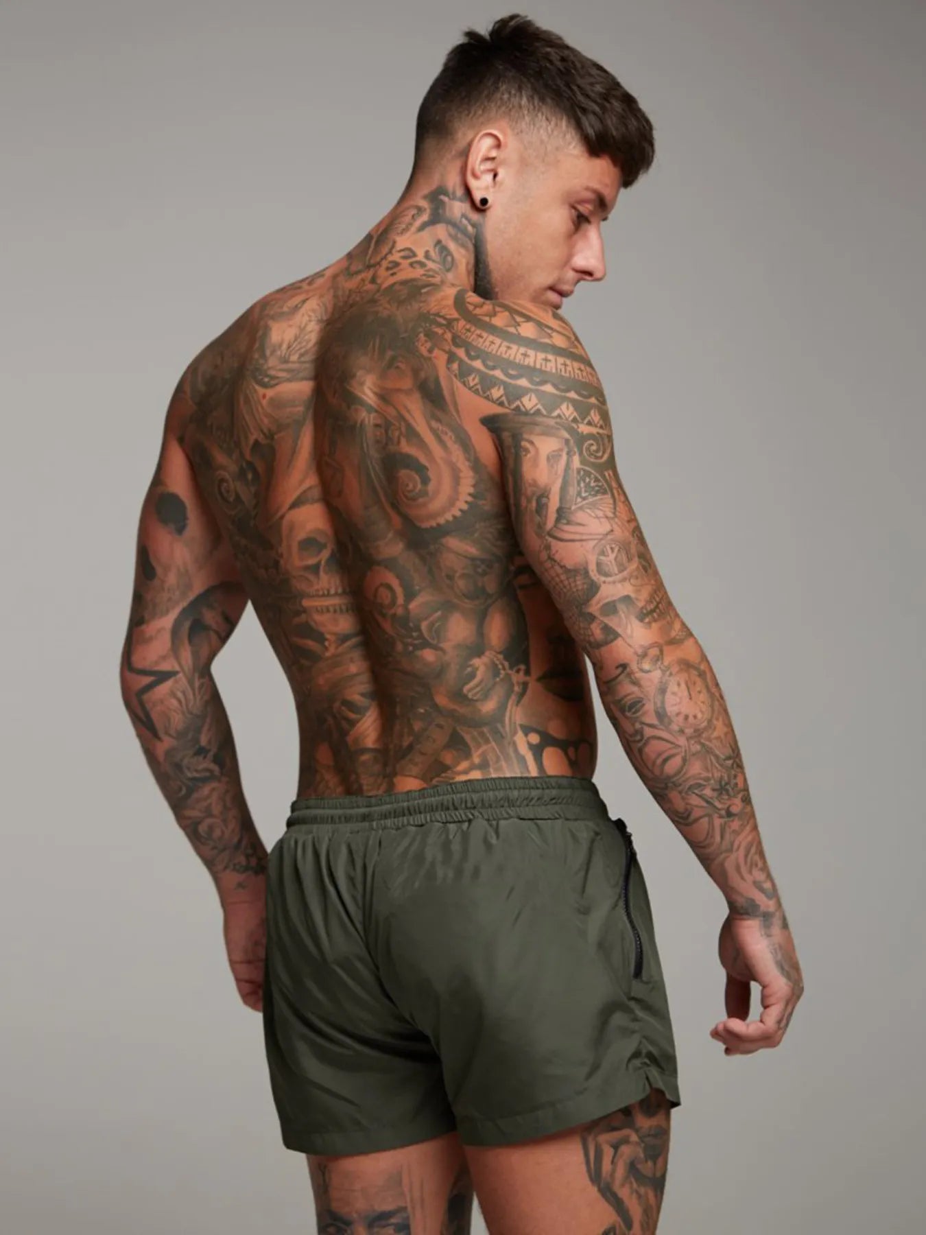 Shorts actifs pour hommes grande taille avec cordon de serrage et poches