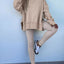 Conjunto de Sudadera Oversized con Abertura y Leggings Acanalados