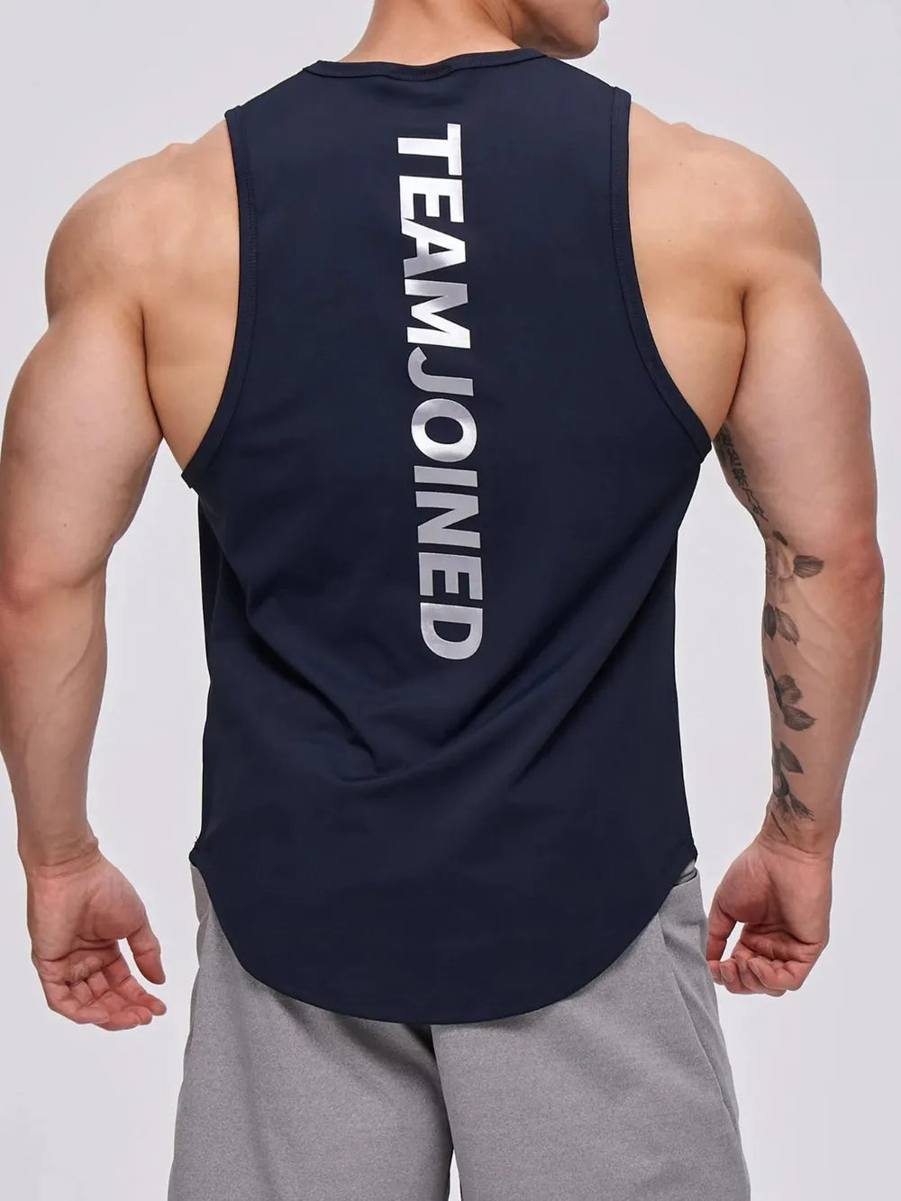 Camiseta Activa de Cuello Redondo para Hombre en Tallas Grandes con Letras