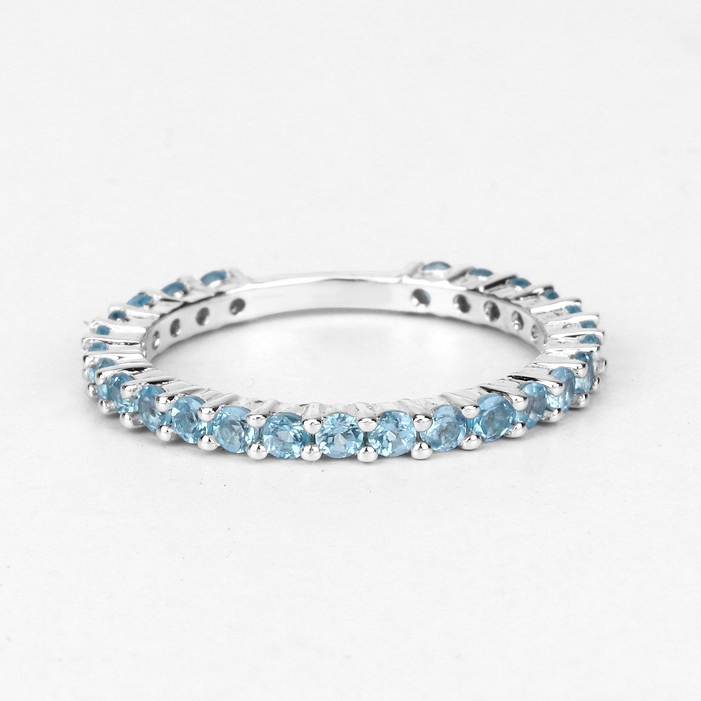Bague de fiançailles en argent sterling avec topaze bleue suisse de 0,94 carat