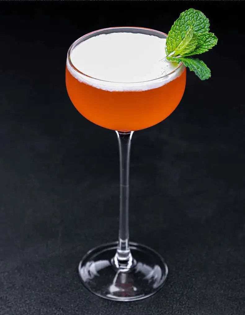 Elegant 170ml Cocktail Glass for Sophisticated Gatherings