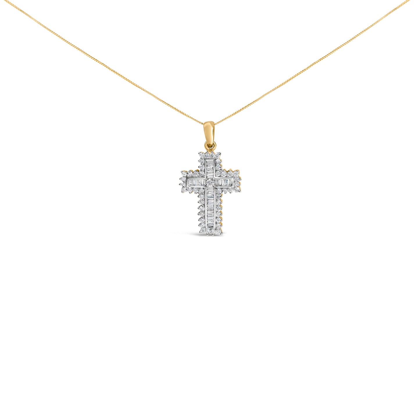 Collar con colgante de cruz de diamantes de múltiples filas en oro amarillo de 14 quilates