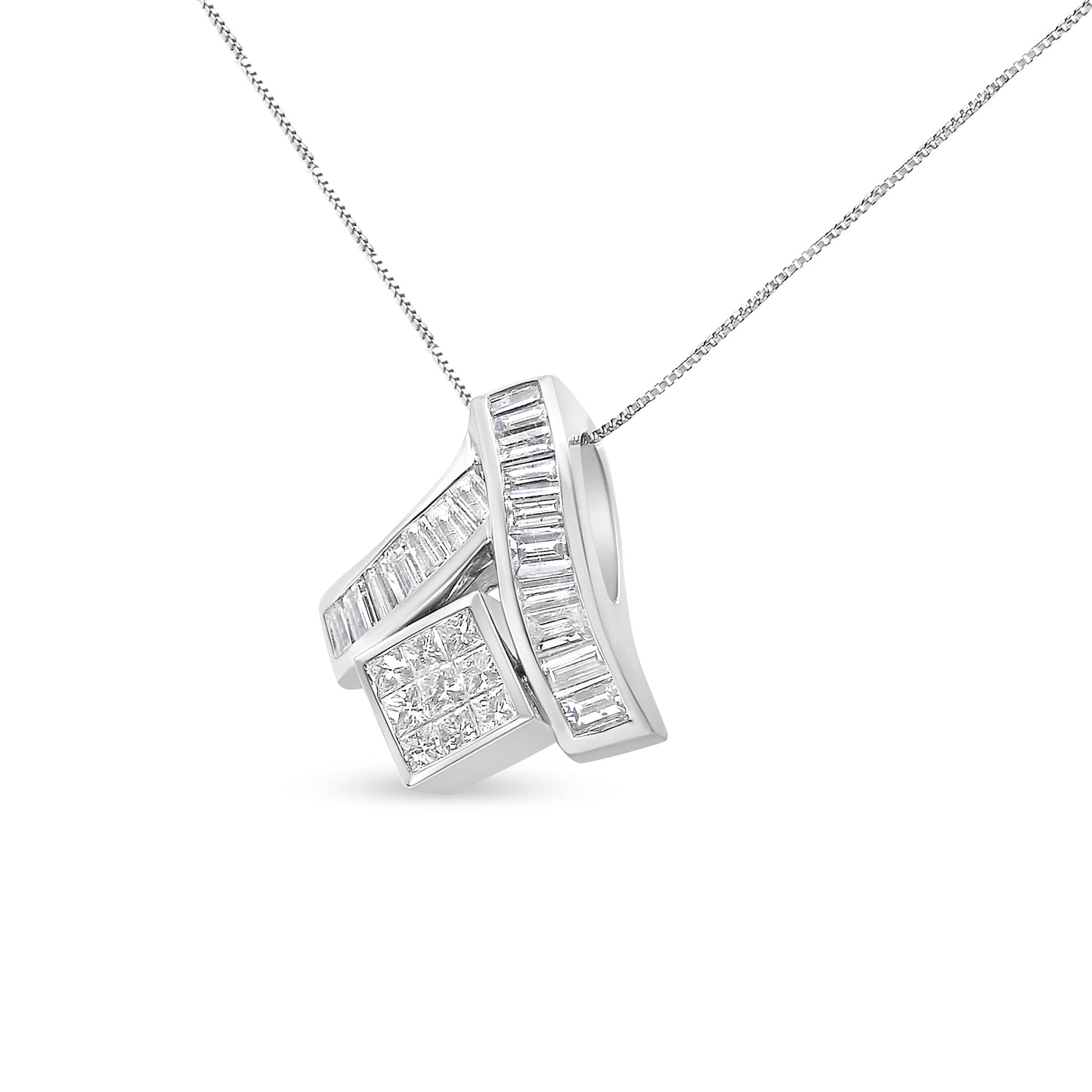 Collier Pendentif en Diamant en Or Blanc 14K avec Géométrie Mixte