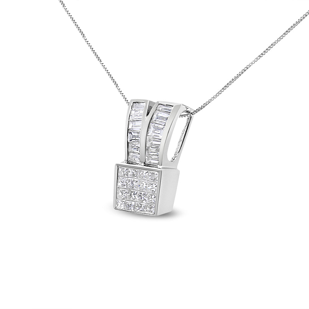 Collar de Pendiente de Corazón de Cinta de Diamante de Oro Blanco de 14K